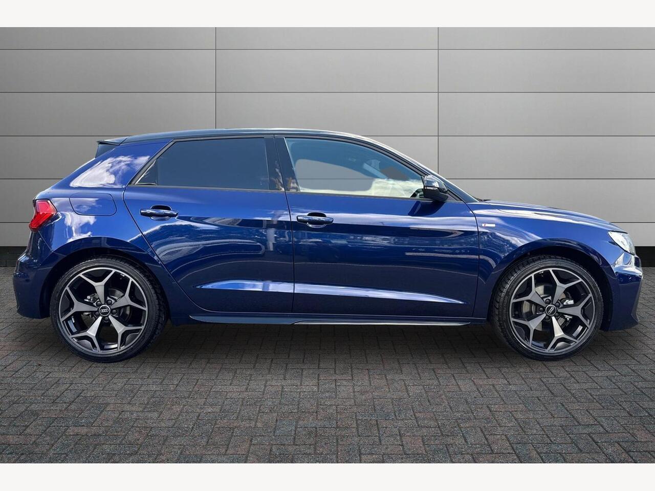 Used Audi A1 2025 for sale - 76679810: Photo 4