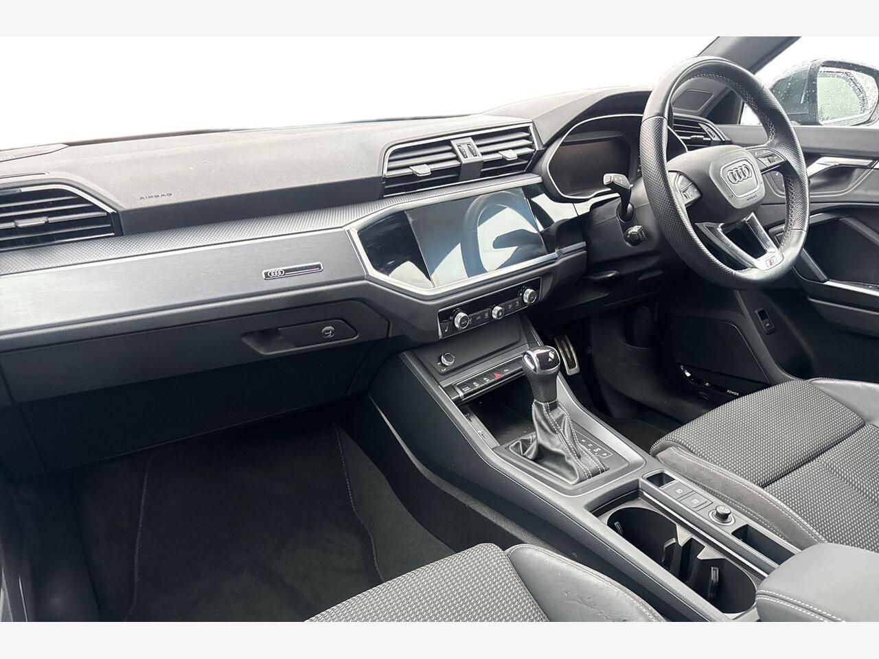 Used Audi Q3 2022 for sale - 77372695: Photo 2