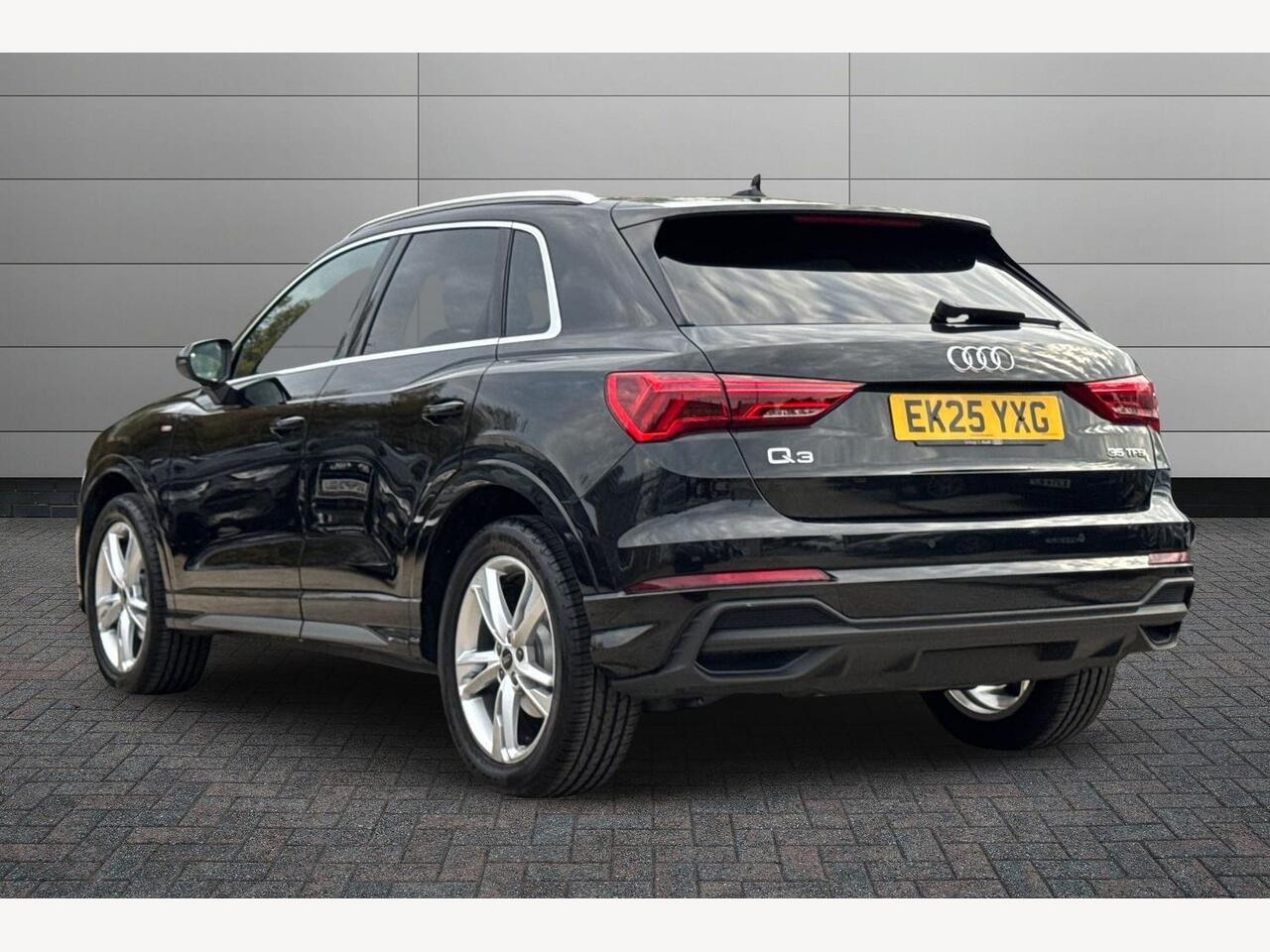 Used Audi Q3 2025 for sale - 76679398: Photo 3