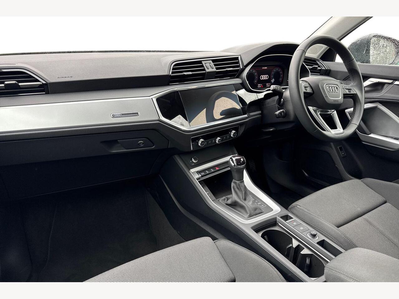 Used Audi Q3 2025 for sale - 76679124: Photo 2