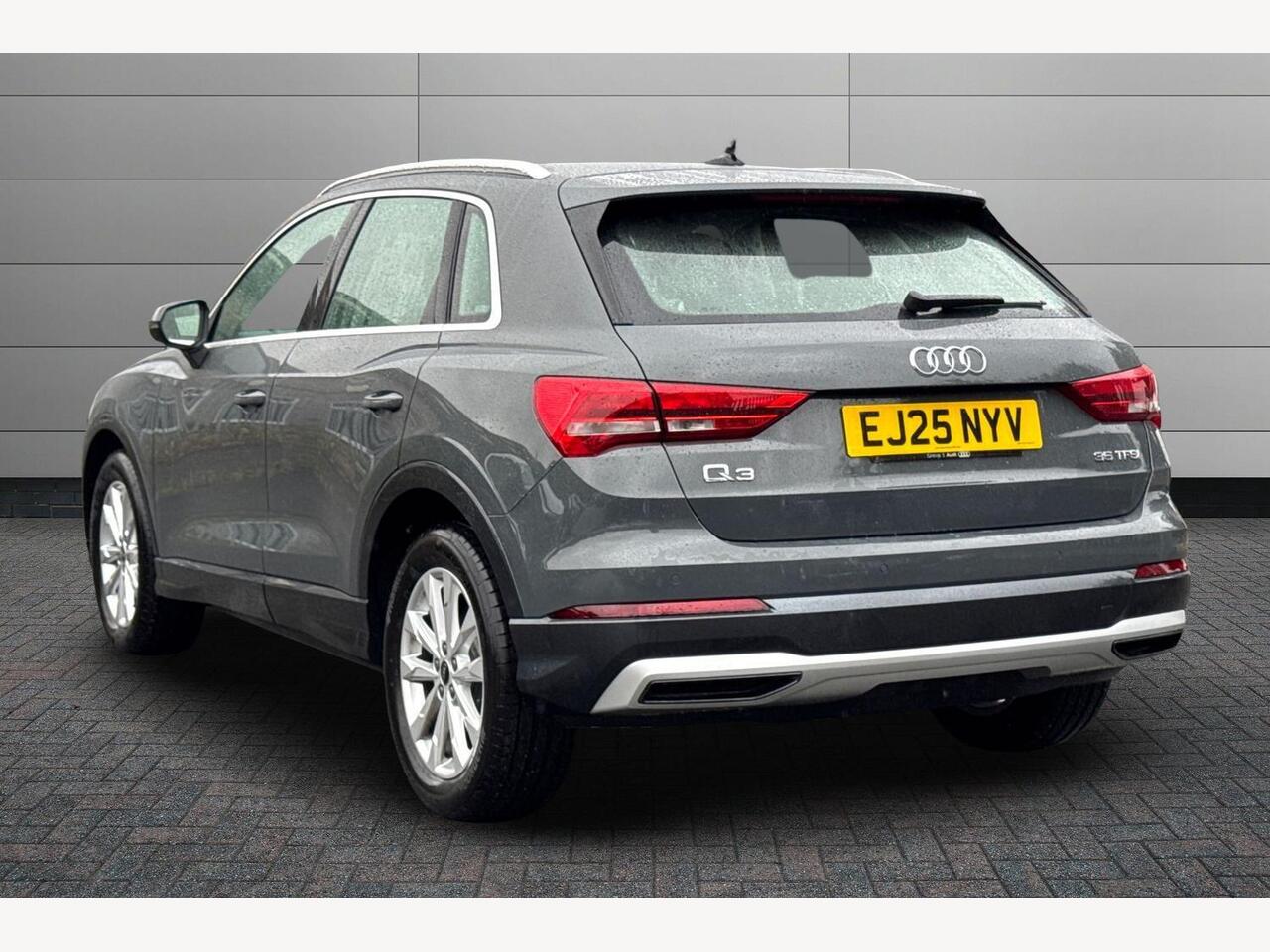 Used Audi Q3 2025 for sale - 76679124: Photo 3