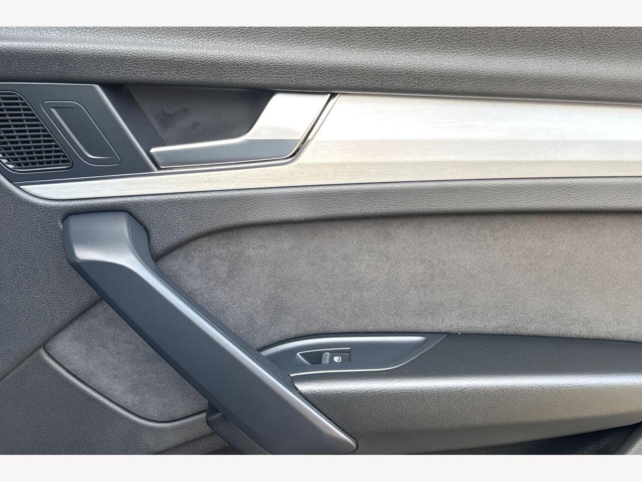 Used Audi Q5 2022 for sale - 76674905: Photo 25