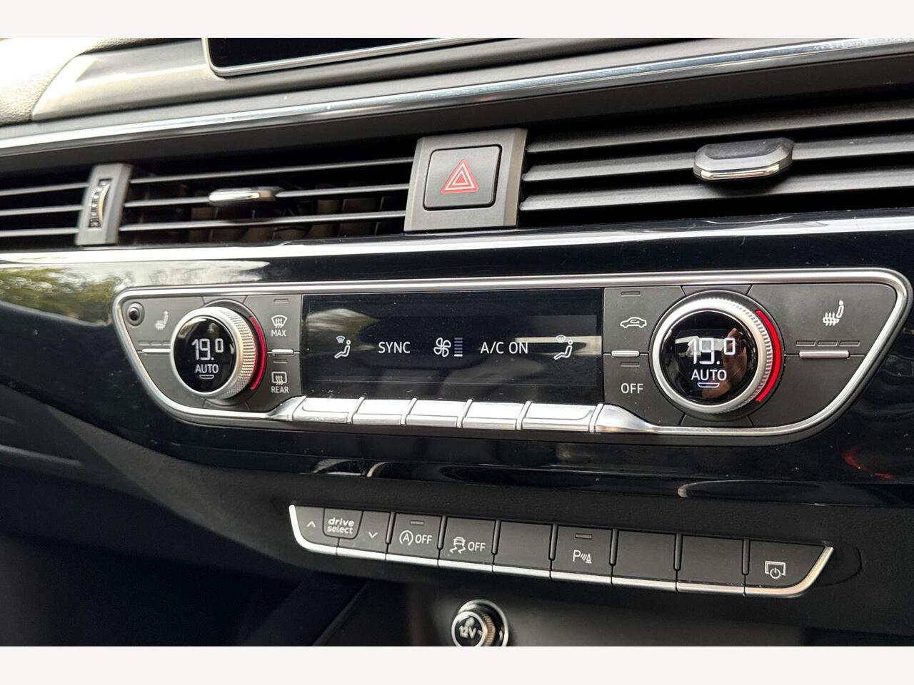 Used Audi A4 2018 for sale - 76673352: Photo 16