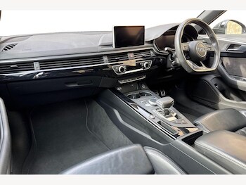 Used Audi A4 2018 for sale - 76673352: Photo