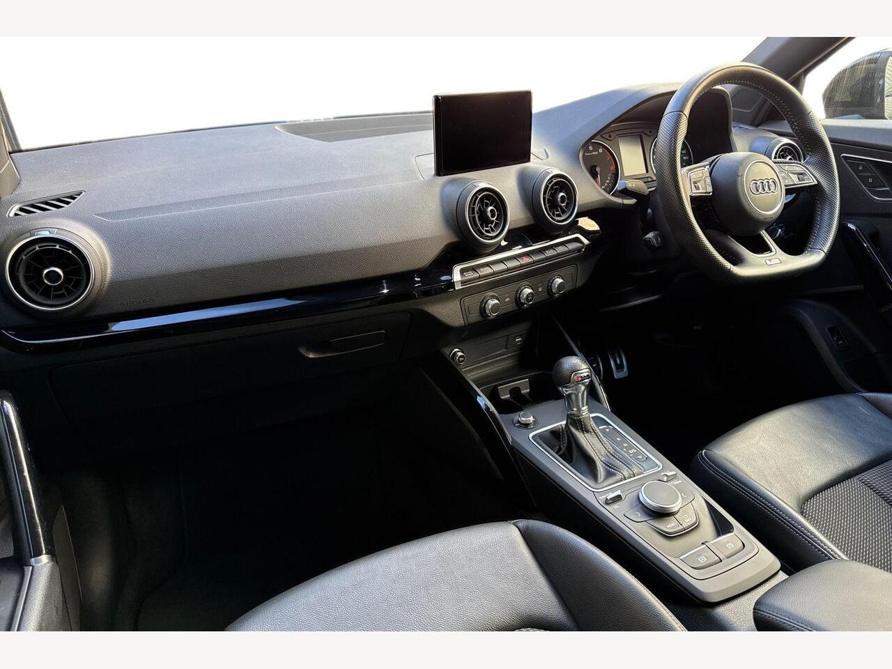 Used Audi Q2 2020 for sale - 76681191: Photo 2