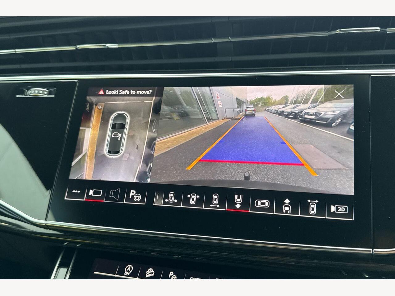 Used Audi Q8 2023 for sale - 76676186: Photo 14