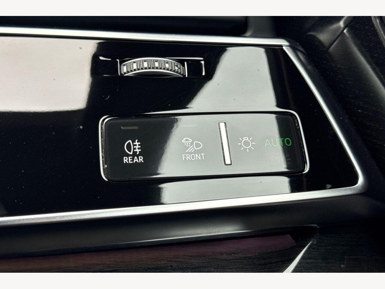 Used Audi Q8 2023 for sale - 76676186: Photo 19