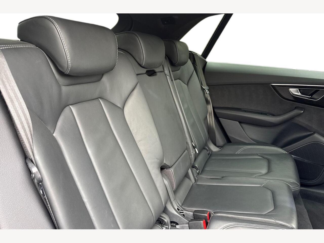 Used Audi Q8 2023 for sale - 76676186: Photo 8