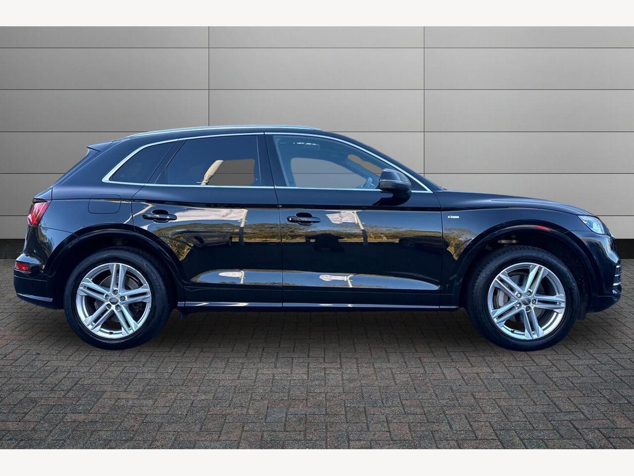 Used Audi Q5 2017 for sale - 76673350: Photo 4