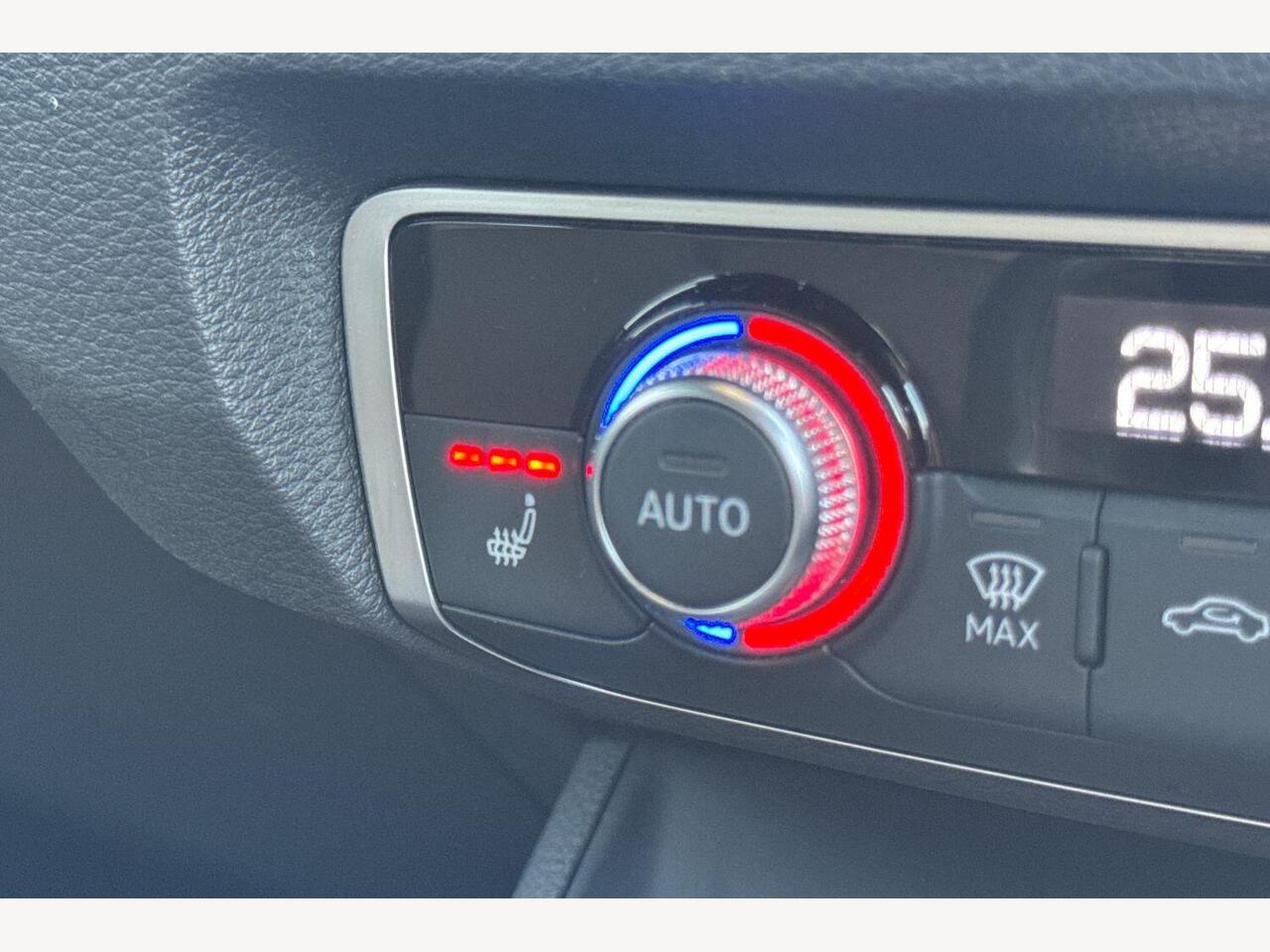 Used Audi Q3 2020 for sale - 77413521: Photo 17