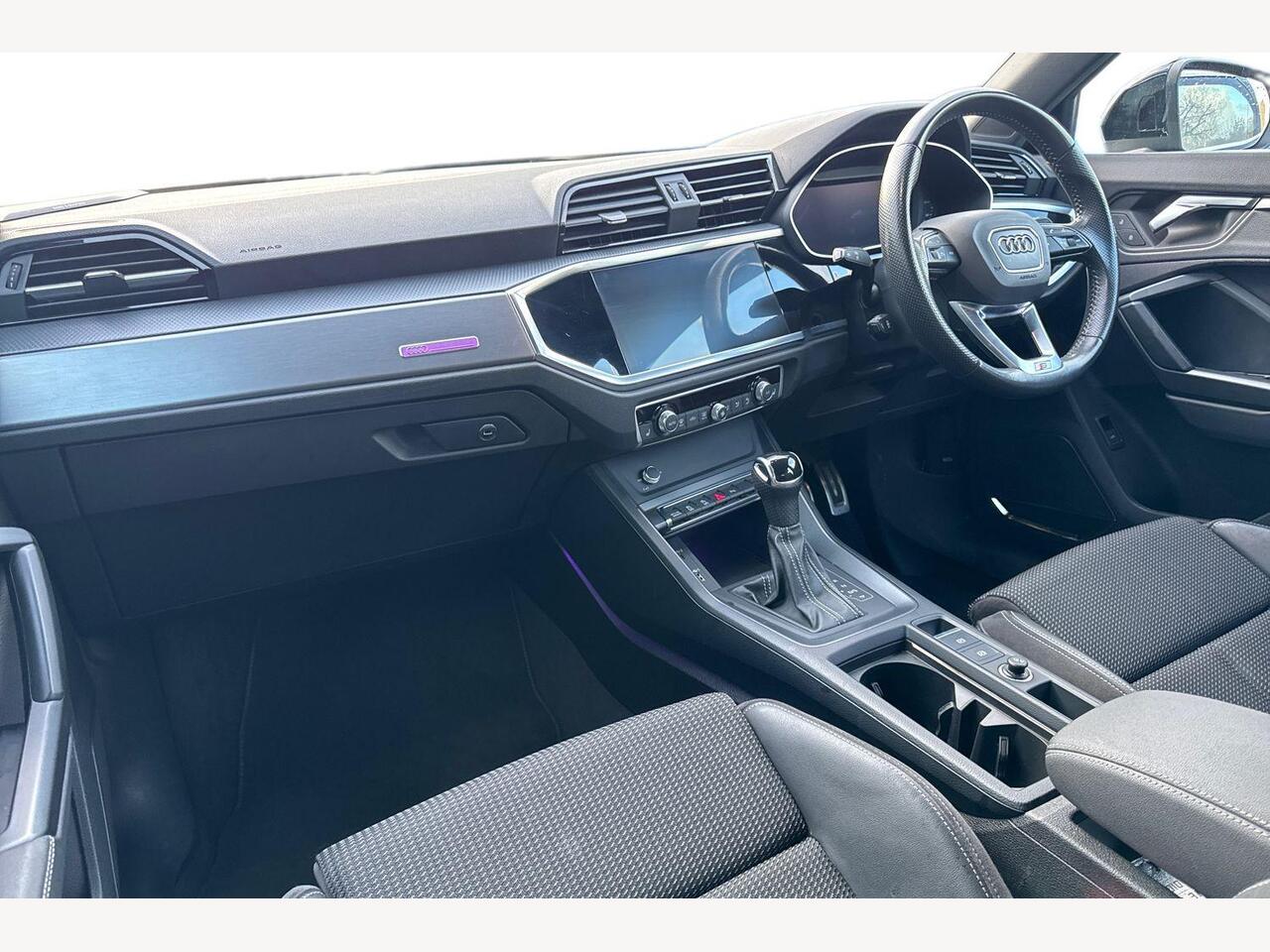 Used Audi Q3 2020 for sale - 77413521: Photo 2