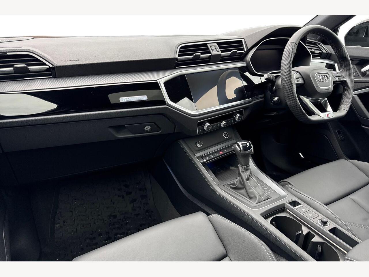 Used Audi Q3 2025 for sale - 78084919: Photo 2