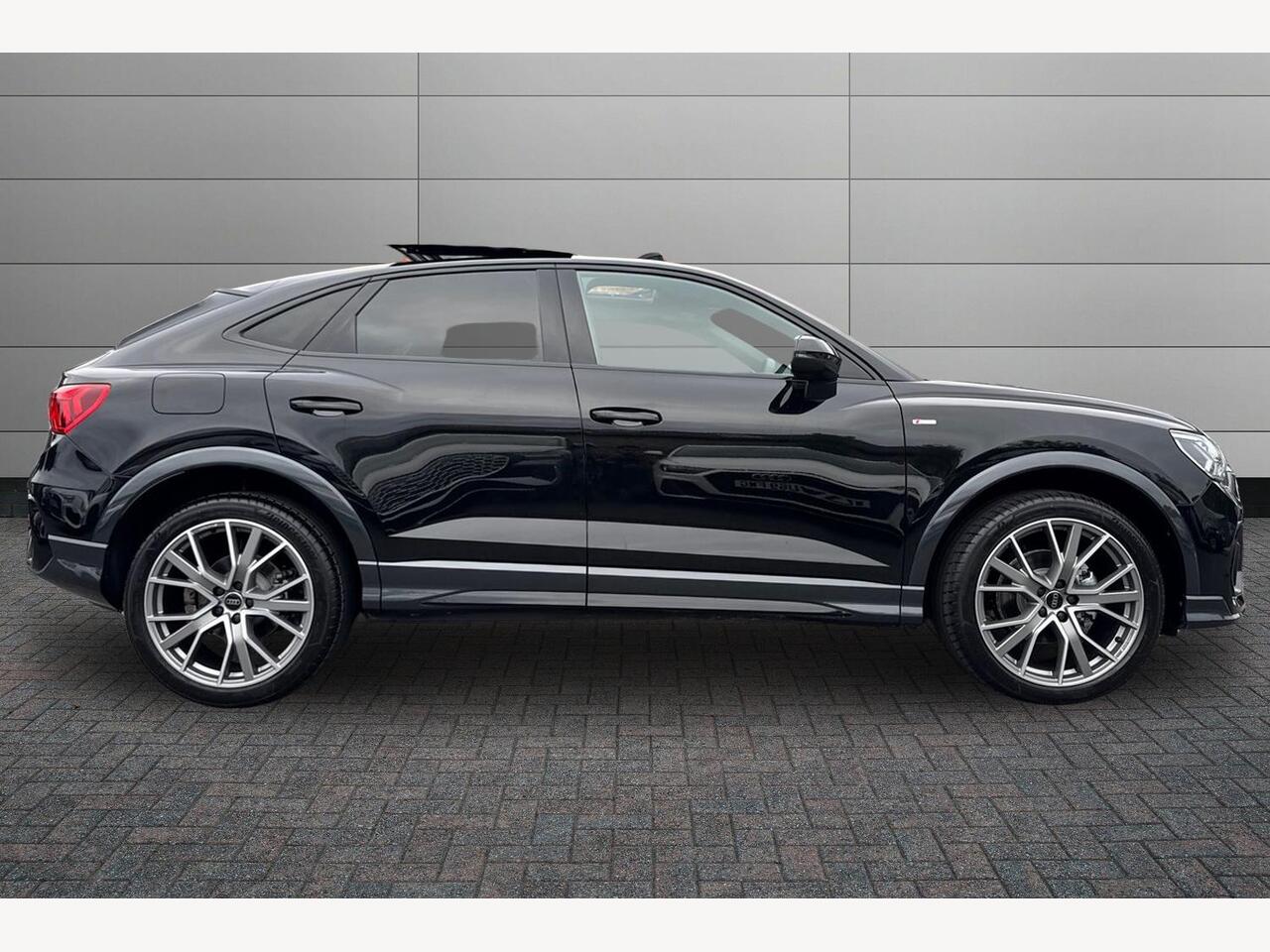 Used Audi Q3 2025 for sale - 78084919: Photo 4