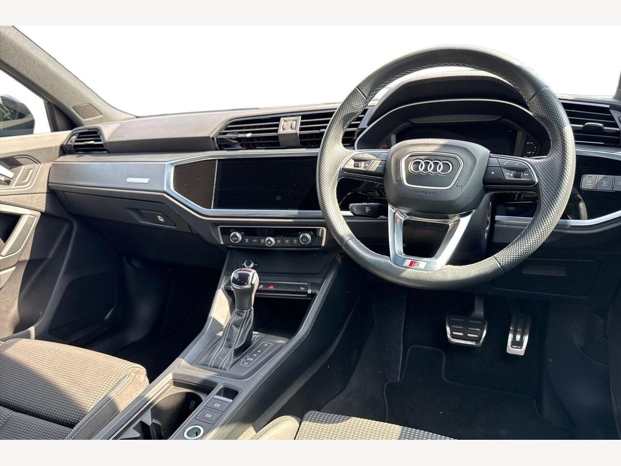 Used Audi Q3 2021 for sale - 76681259: Photo 6