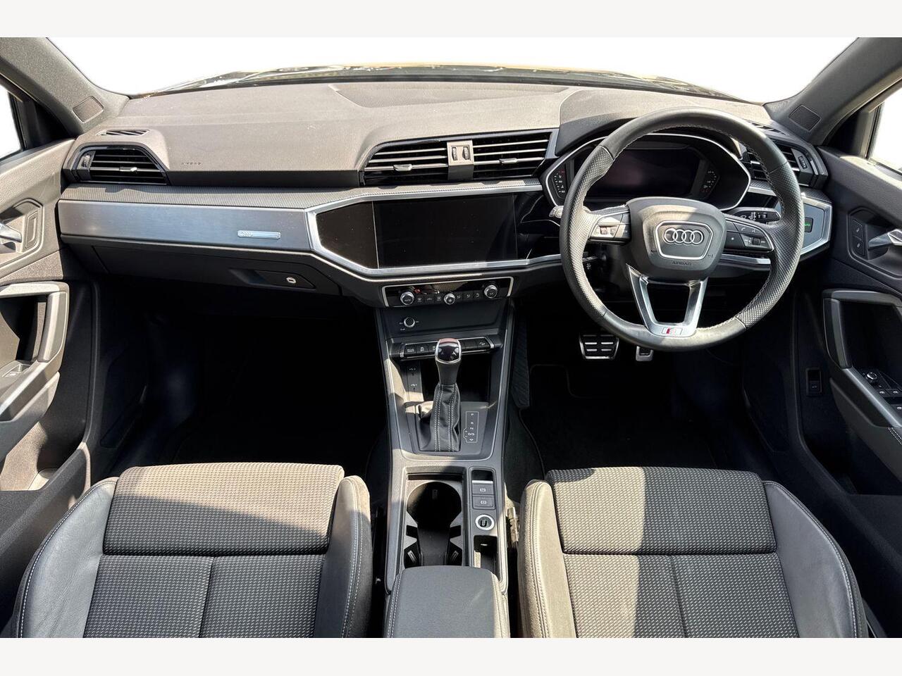 Used Audi Q3 2021 for sale - 76681259: Photo 9