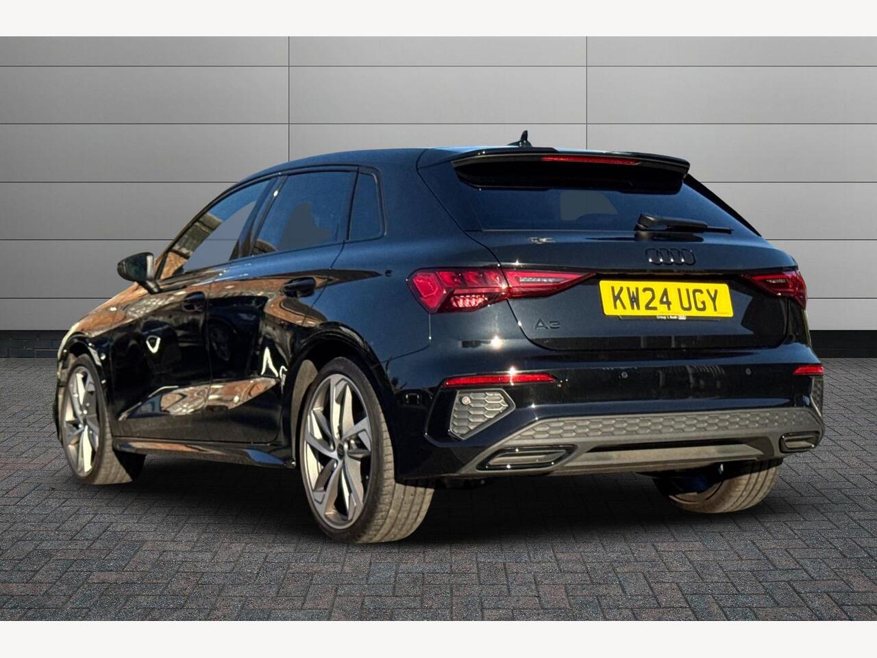 Used Audi A3 2024 for sale - 76676888: Photo 3