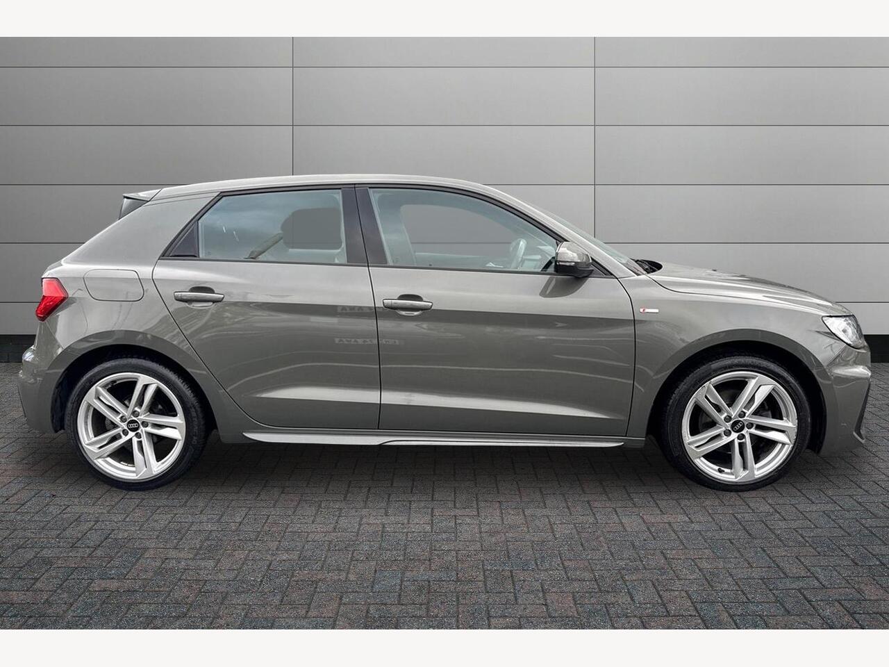 Used Audi A1 2022 for sale - 76674730: Photo 4