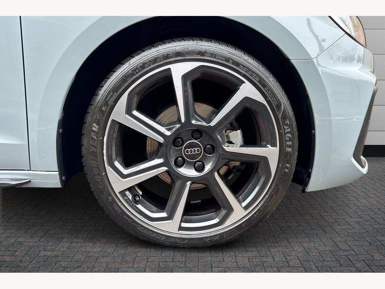 Used Audi A1 2023 for sale - 76675626: Photo 5