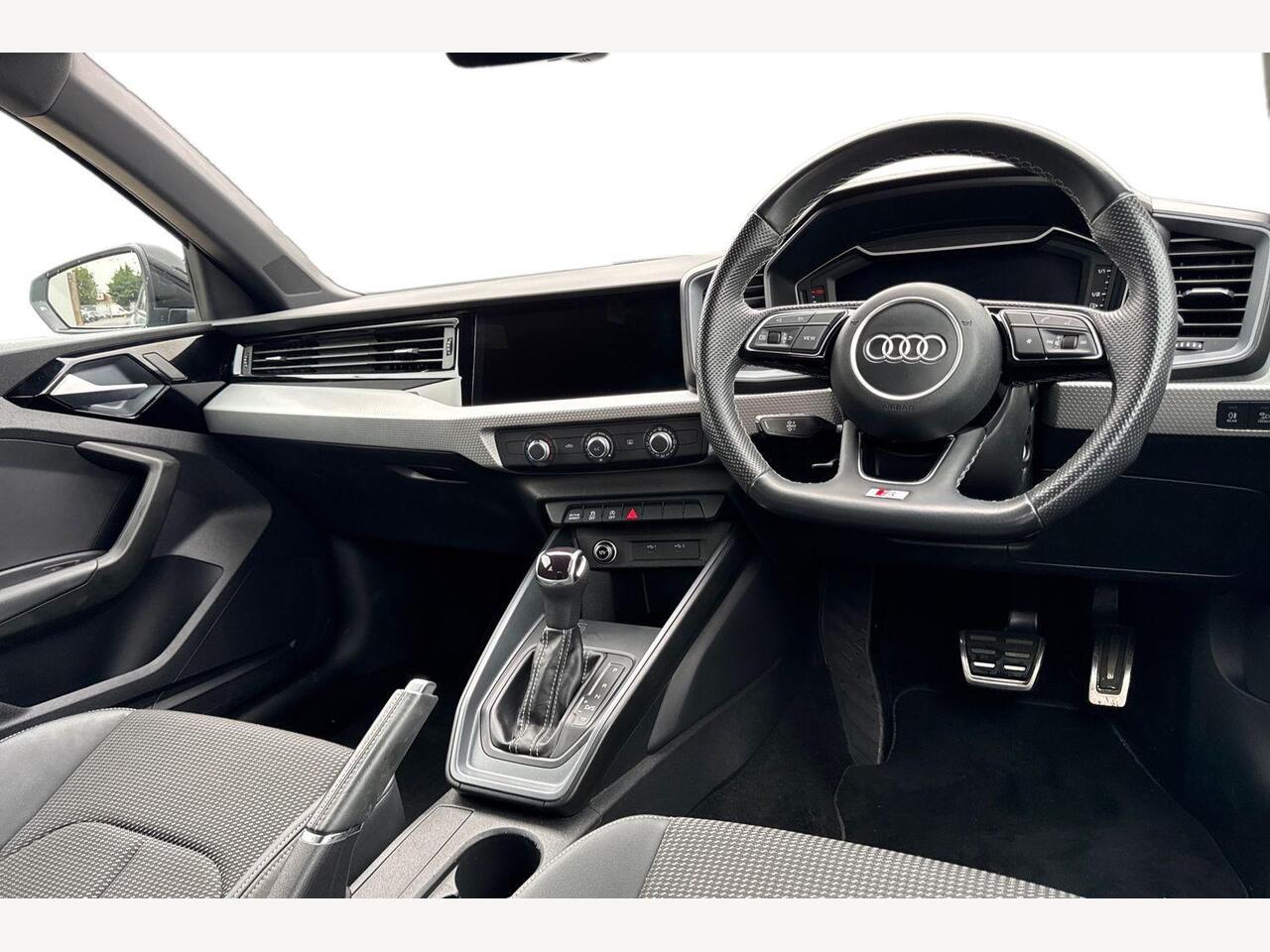 Used Audi A1 2023 for sale - 76675626: Photo 6