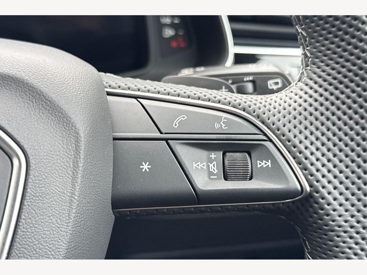 Used Audi Q8 2025 for sale - 76679580: Photo 23