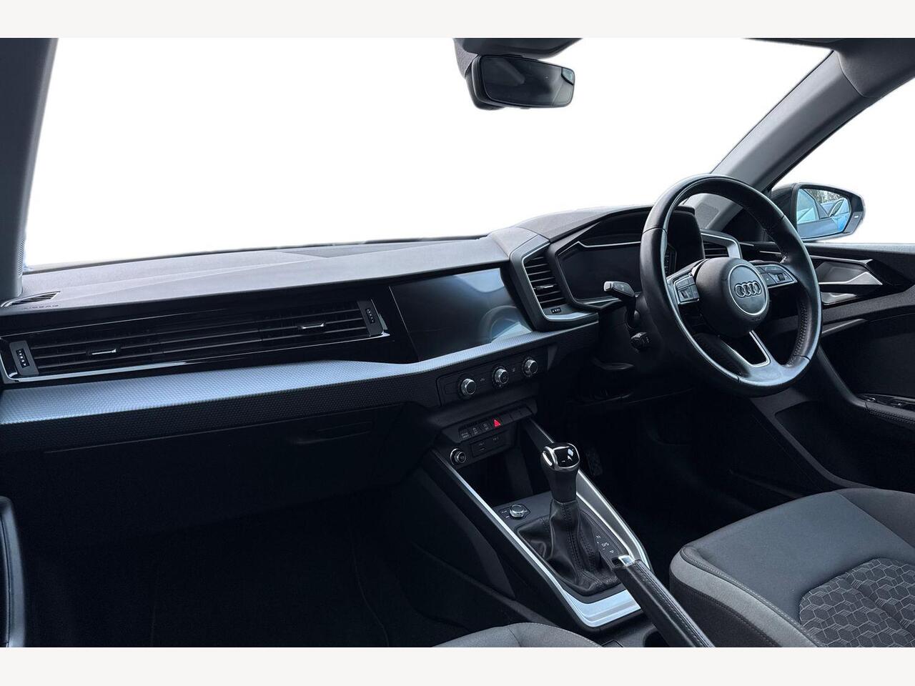 Used Audi A1 2019 for sale - 77698132: Photo 2