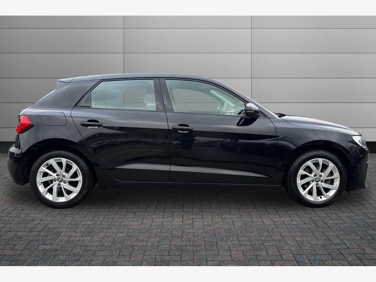 Used Audi A1 2019 for sale - 77698132: Photo 4