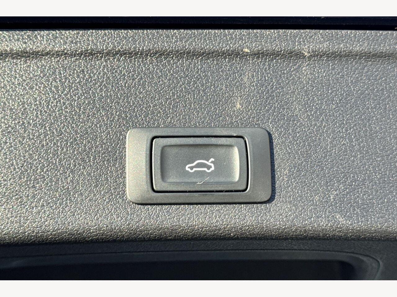 Used Audi A4 2019 for sale - 77269021: Photo 13