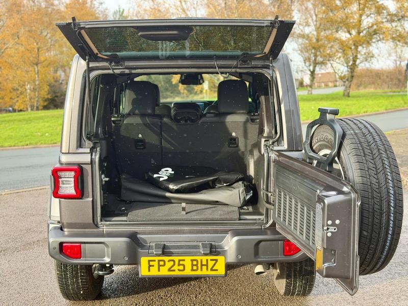 Used Jeep Wrangler 2025 for sale - 76888136: Photo 10