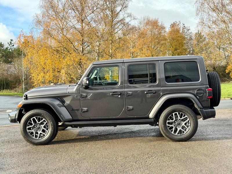 Used Jeep Wrangler 2025 for sale - 76888136: Photo 4