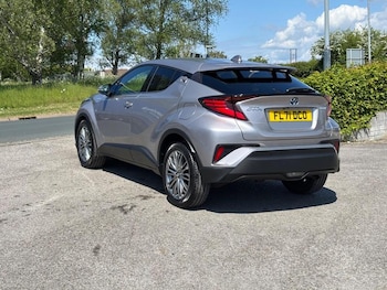 Used Toyota C-HR 2021 for sale - 78513452: Photo
