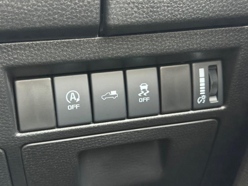 Used Isuzu D-Max 2025 for sale - 77176335: Photo 28