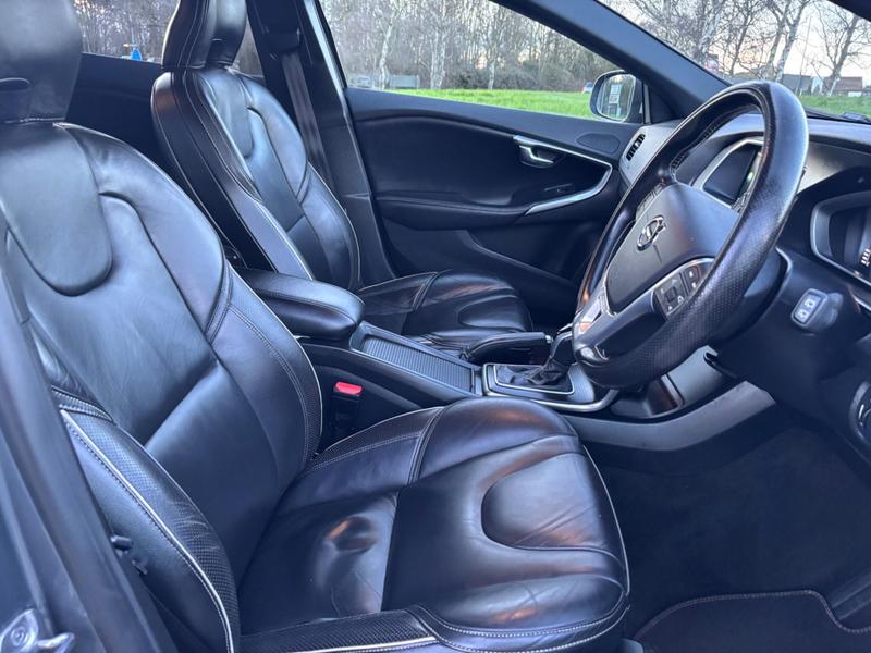 Used Volvo V40 2016 for sale - 77844776: Photo 10