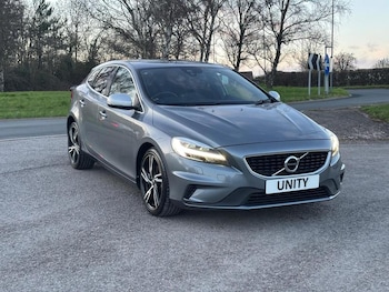 2016 - D2 [120] R DESIGN Pro 5dr Geartronic