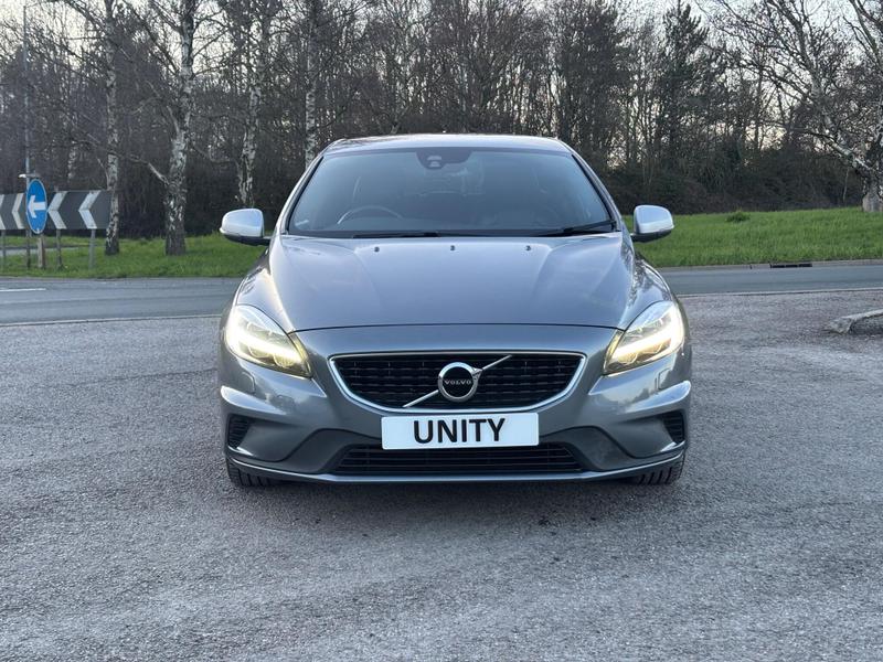 Used Volvo V40 2016 for sale - 77844776: Photo 2