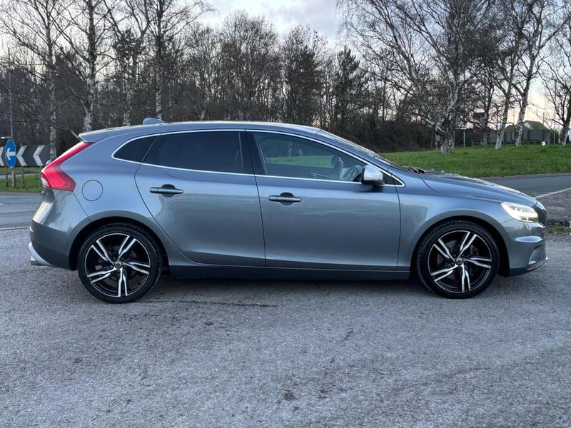 Used Volvo V40 2016 for sale - 77844776: Photo 8