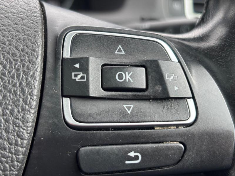 Used Volkswagen Touran 2015 for sale - 77997168: Photo 17