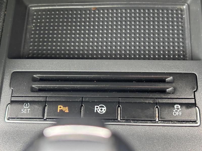 Used Volkswagen Touran 2015 for sale - 77997168: Photo 19