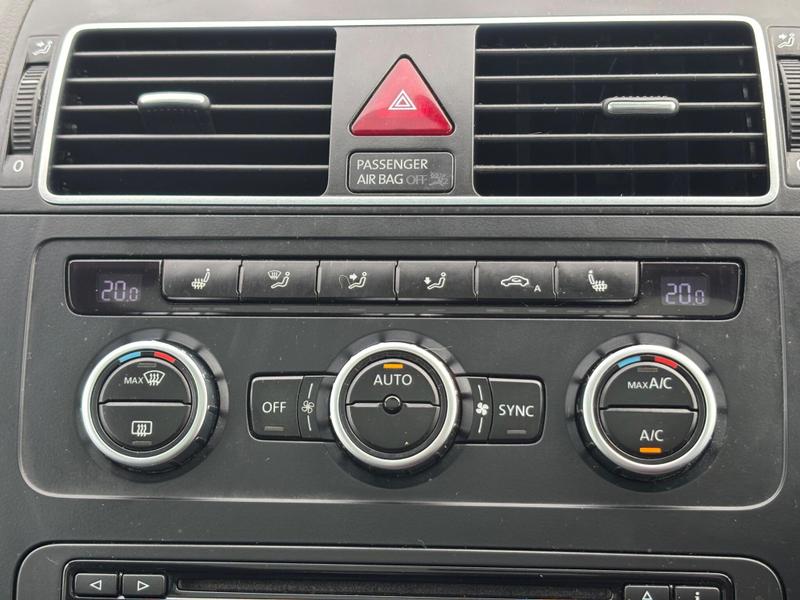 Used Volkswagen Touran 2015 for sale - 77997168: Photo 22