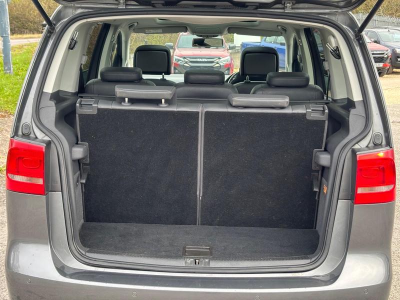 Used Volkswagen Touran 2015 for sale - 77997168: Photo 27