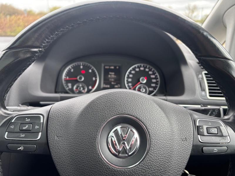 Used Volkswagen Touran 2015 for sale - 77997168: Photo 28