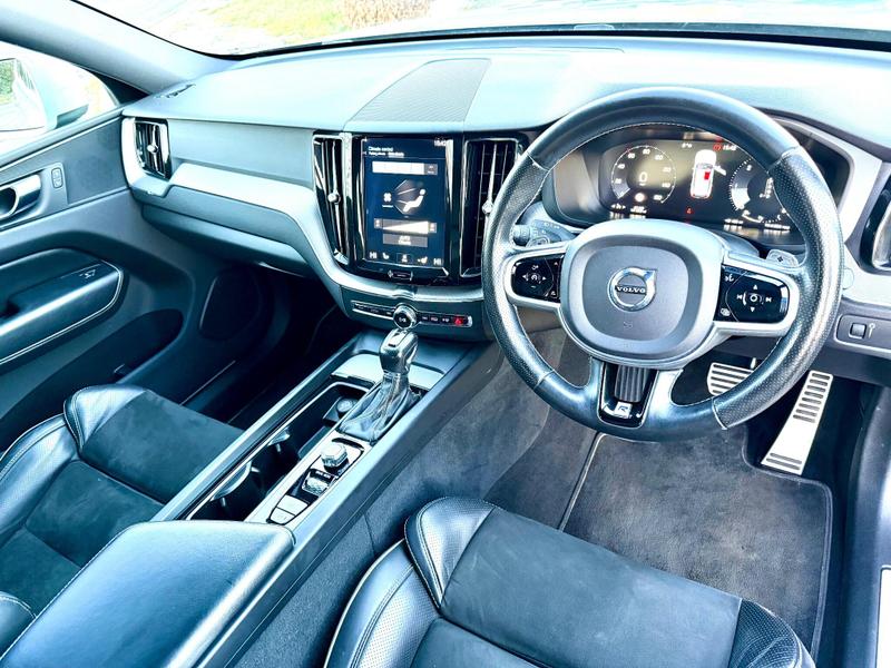 Used Volvo XC60 2018 for sale - 77106567: Photo 11