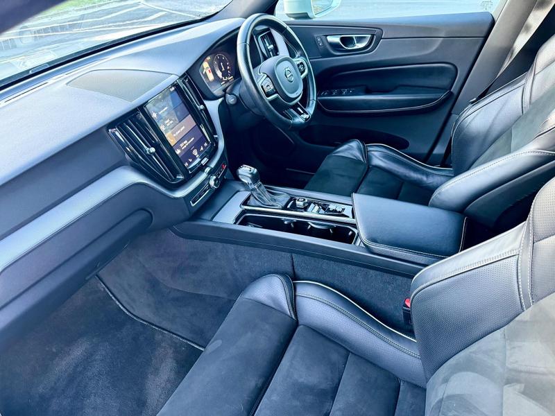 Used Volvo XC60 2018 for sale - 77106567: Photo 14