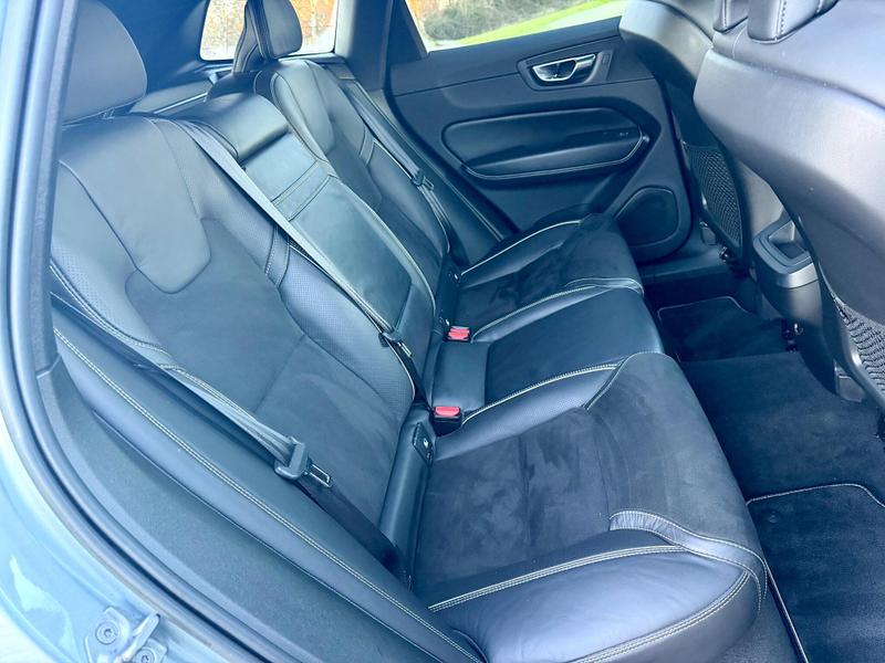 Used Volvo XC60 2018 for sale - 77106567: Photo 15