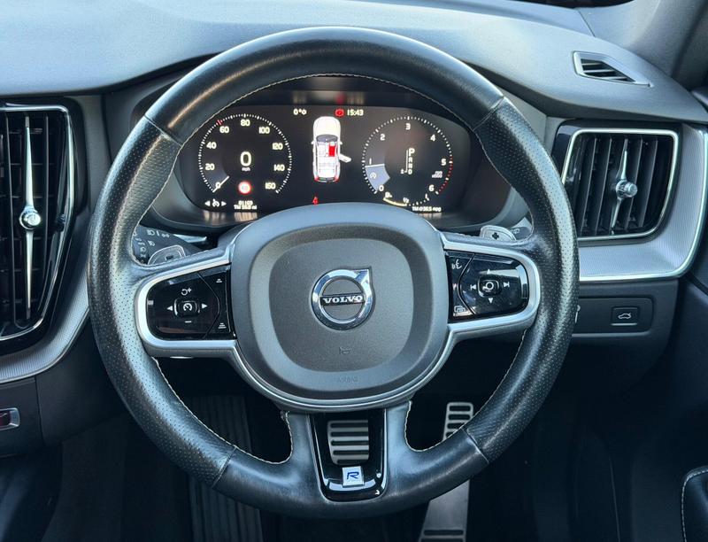 Used Volvo XC60 2018 for sale - 77106567: Photo 16