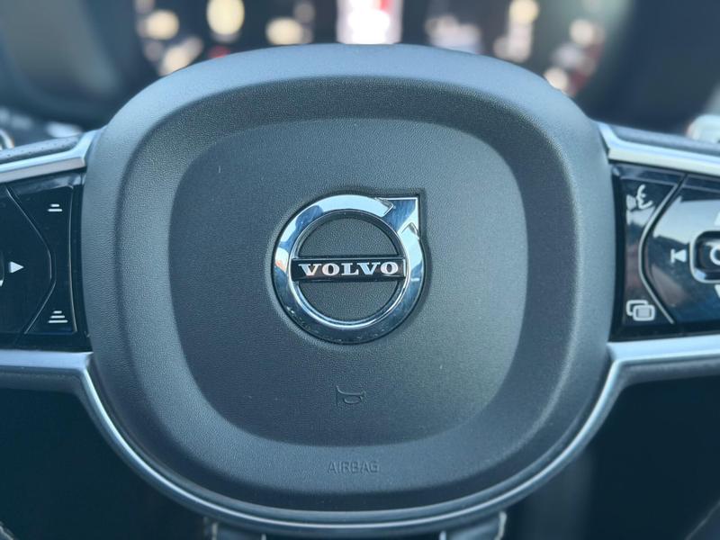 Used Volvo XC60 2018 for sale - 77106567: Photo 19