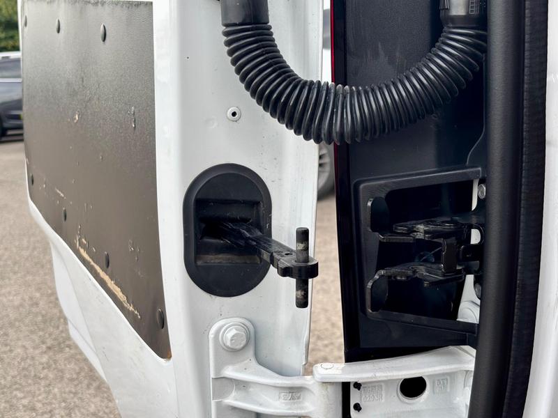 Used Renault Kangoo 2024 for sale - 76888109: Photo 11