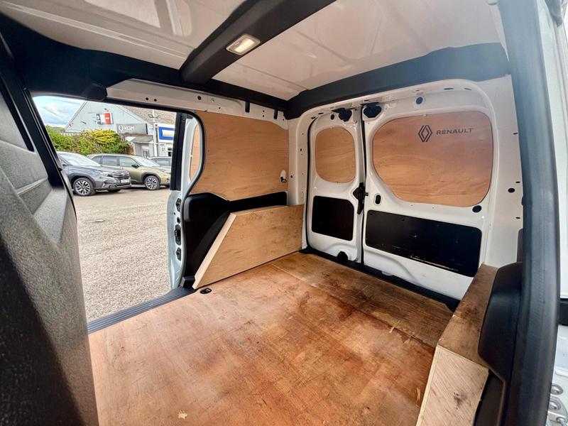 Used Renault Kangoo 2024 for sale - 76888109: Photo 16