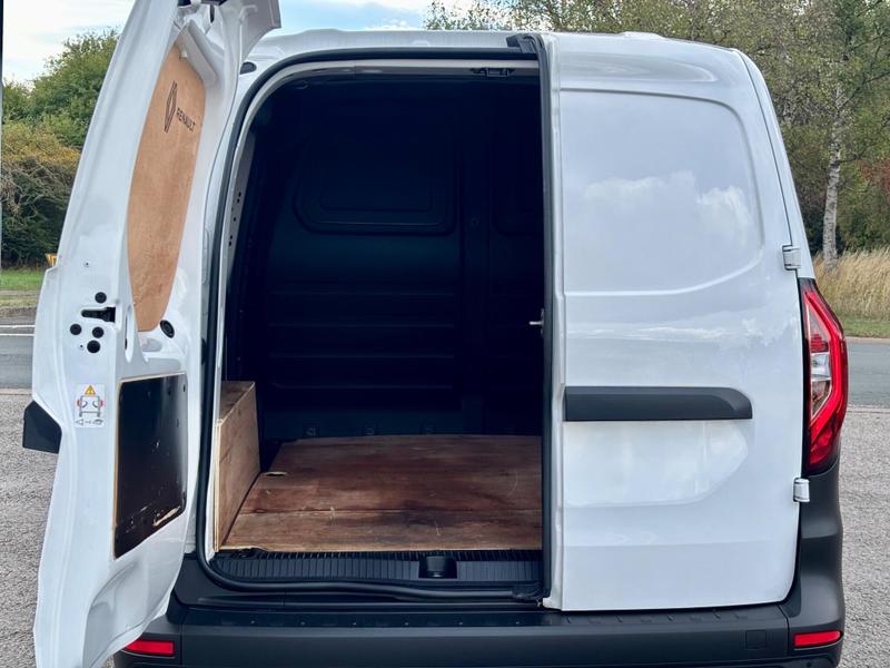 Used Renault Kangoo 2024 for sale - 76888109: Photo 8