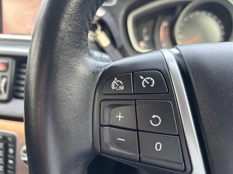 Used Volvo V40 2017 for sale - 77763476: Photo 19