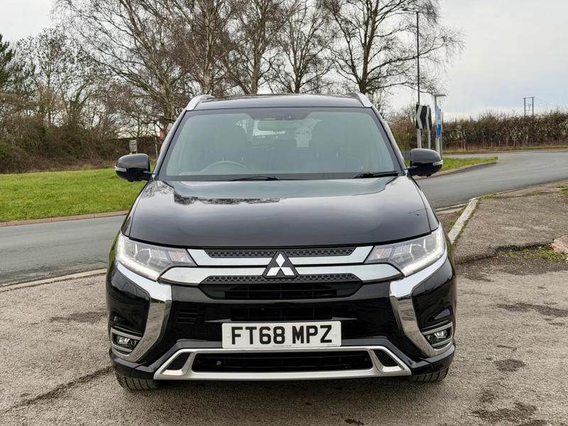Used Mitsubishi Outlander 2018 for sale - 77198920: Photo 2